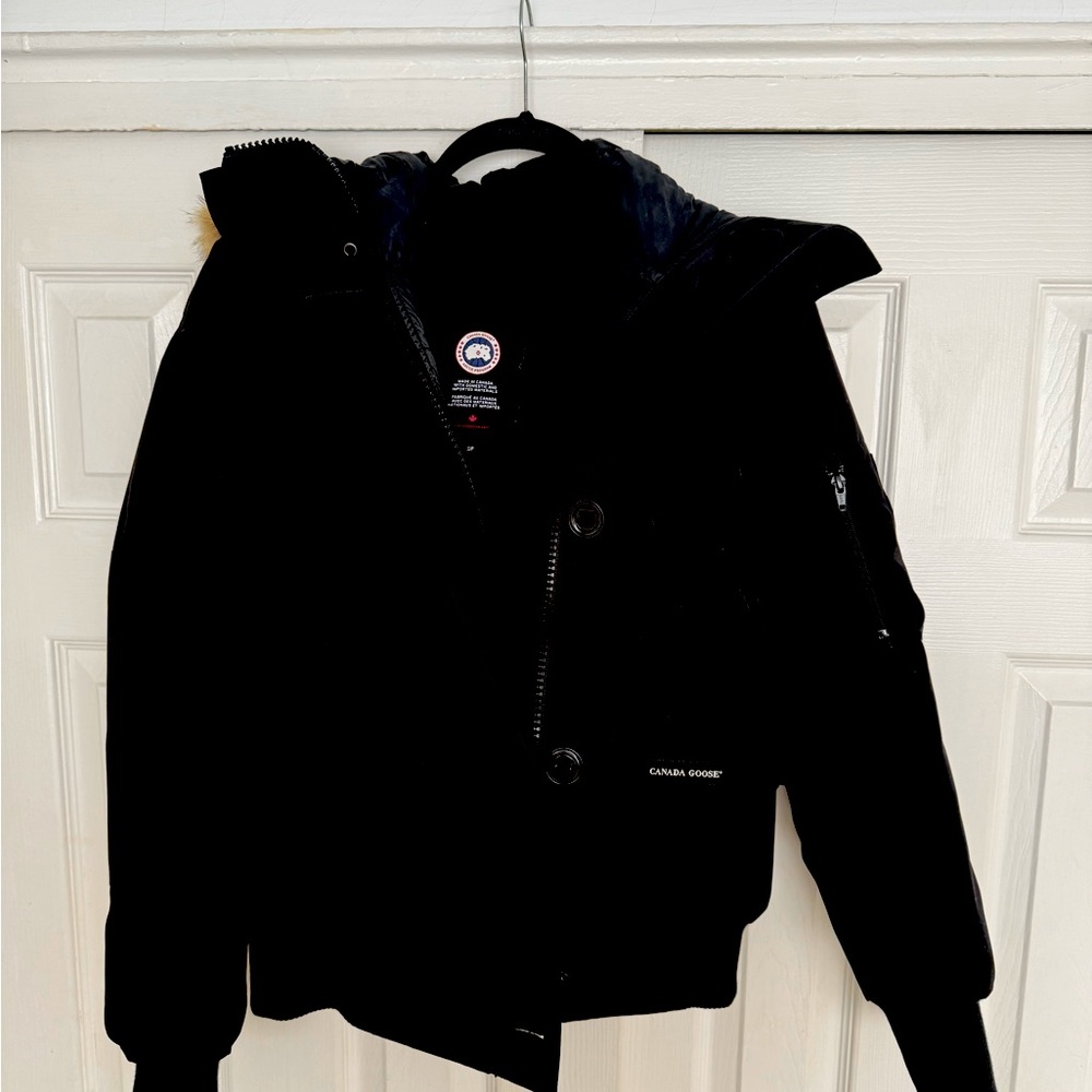 Canada Goose Bomber Jacket Parka Fur Hooded Zipper Pockets Down Warm S